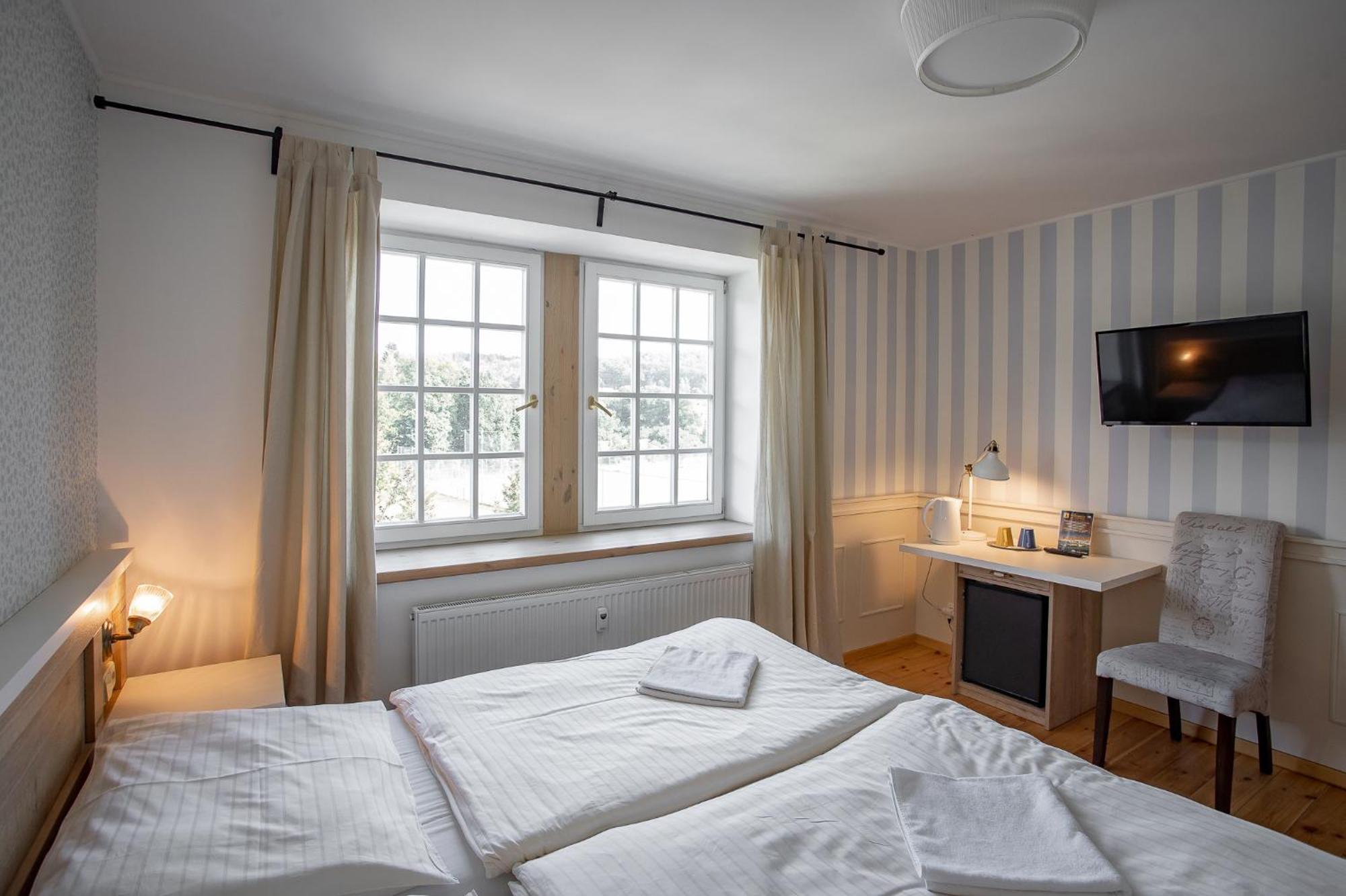 Penzion Statek Bernard Kralovske Porici Room photo
