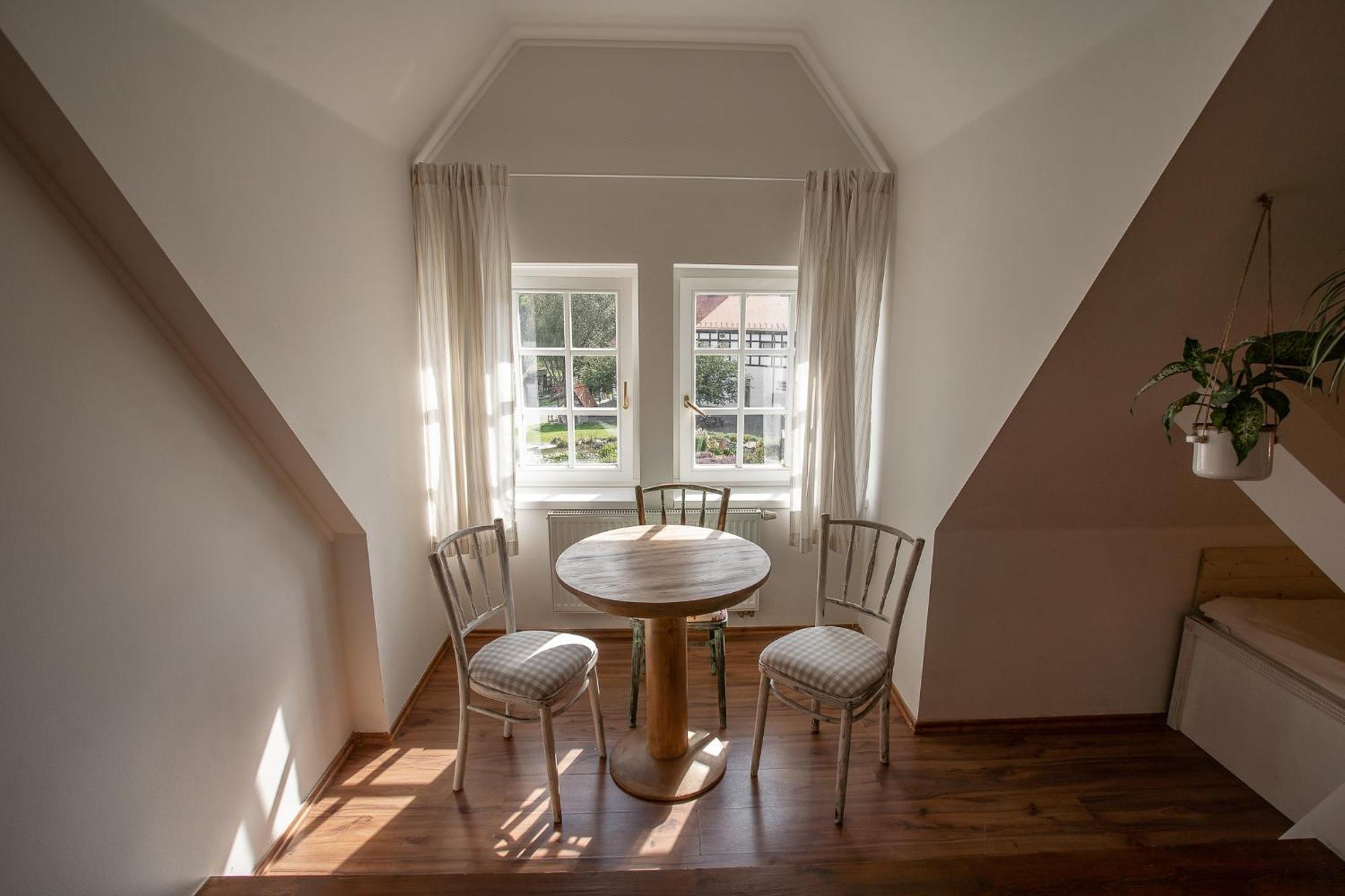 Penzion Statek Bernard Kralovske Porici Room photo