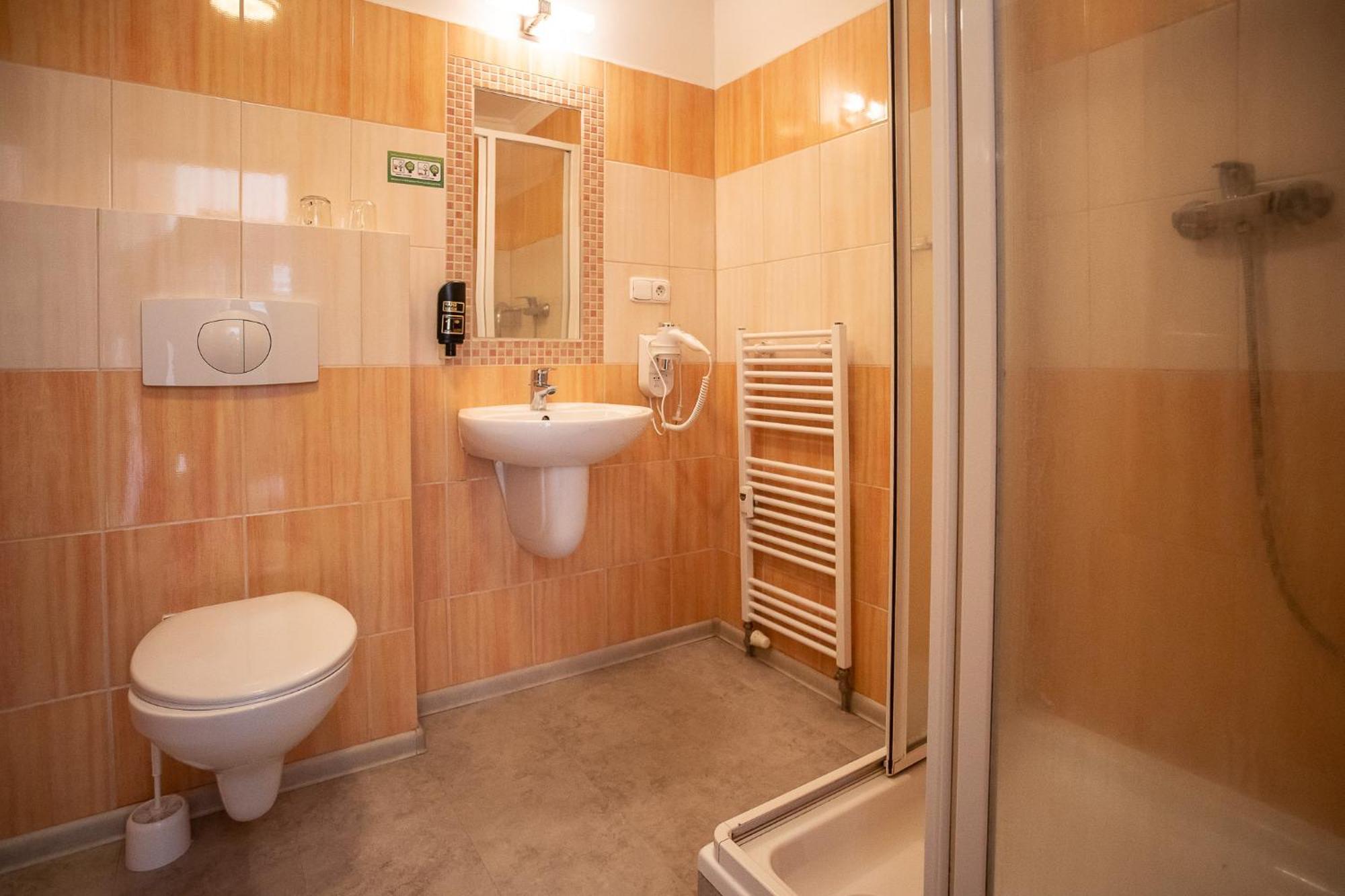 Penzion Statek Bernard Kralovske Porici Room photo